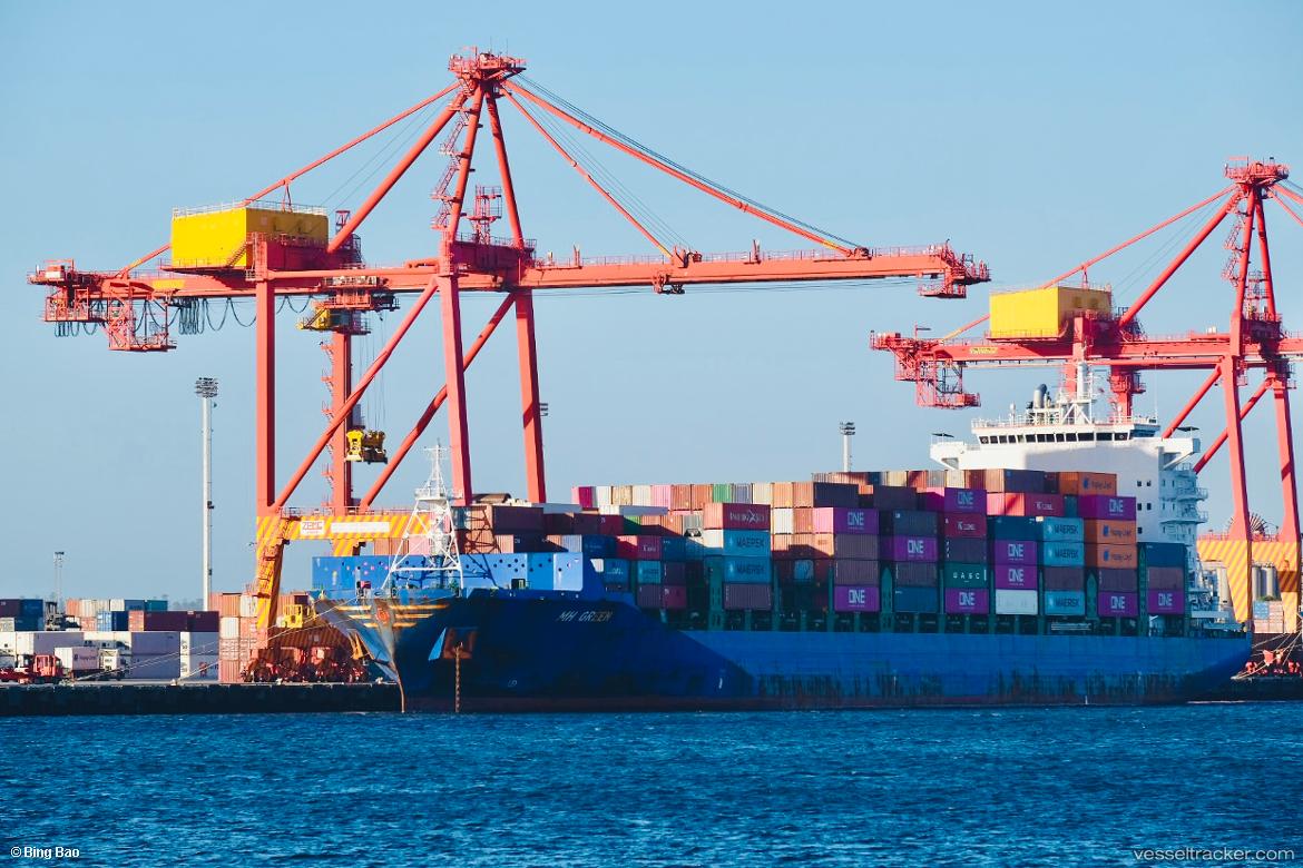 Mh-Green - Container Ship