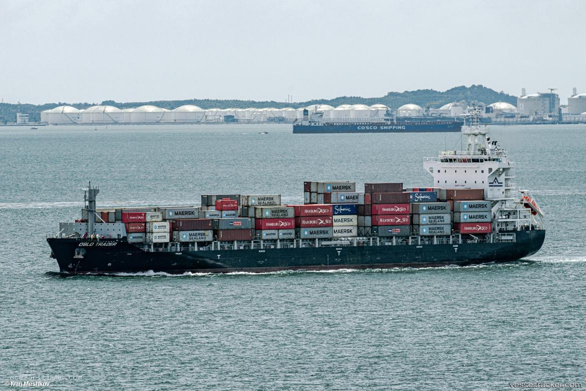 Oslo-Trader - Container Ship