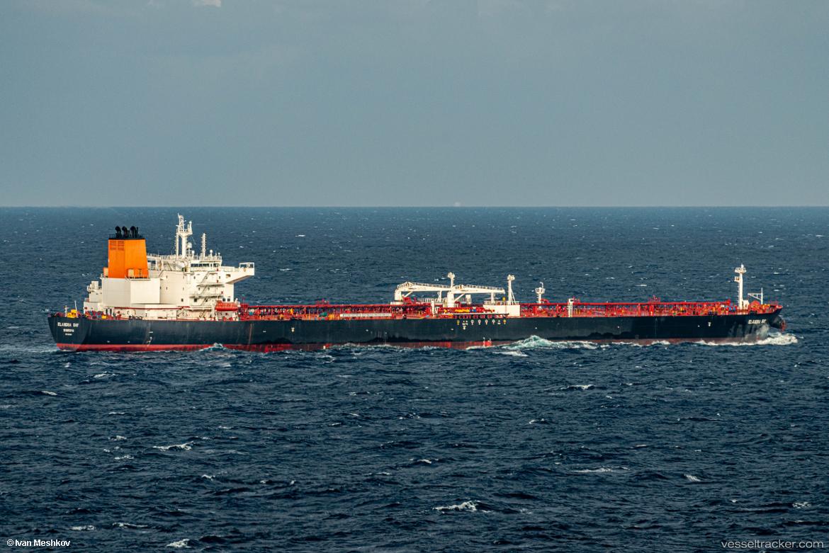 Elandra-Bay - Crude Oil Tanker vessel