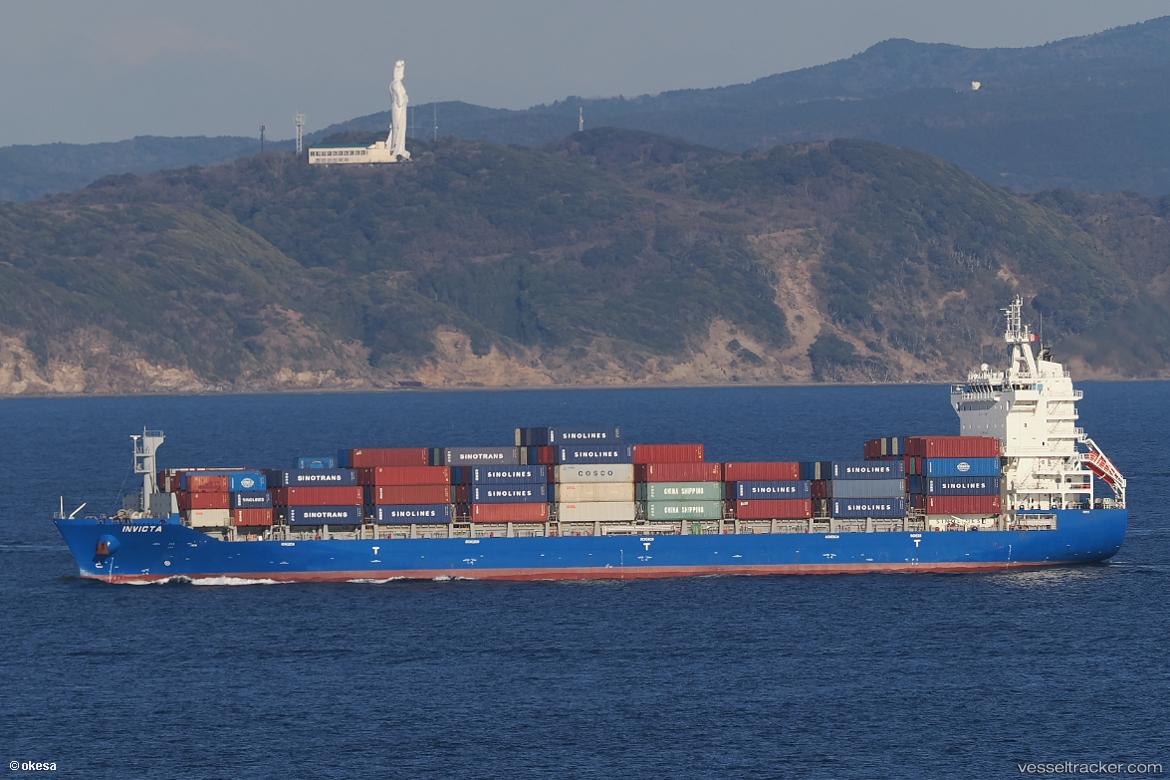 Invicta - Container Ship vessel
