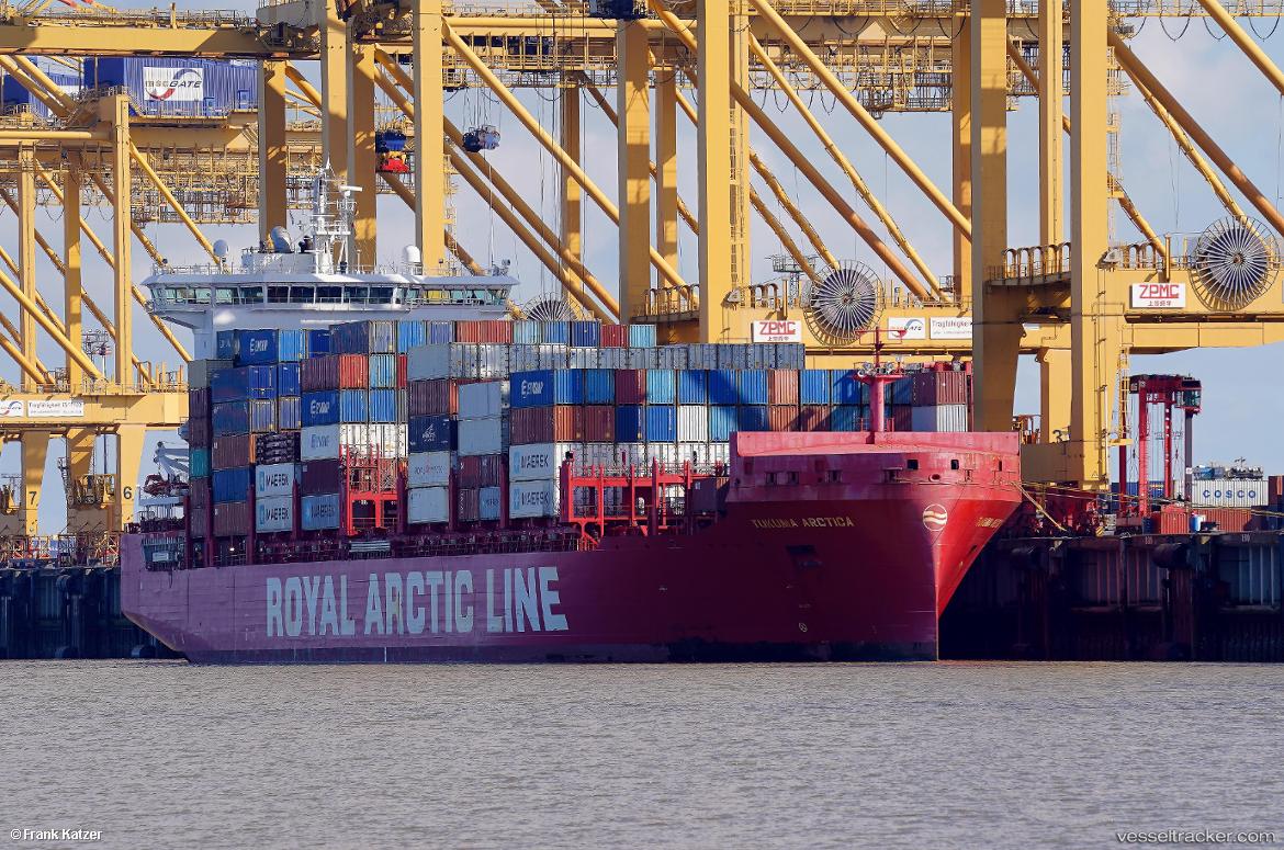 Tukuma-Arctica - Container Ship vessel