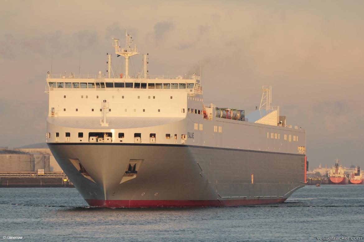 Ysaline - Ro Ro Cargo Ship vessel