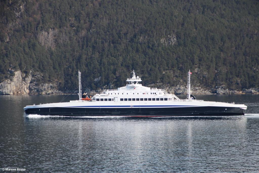 Huftaroy - Passenger Ro Ro Cargo Ship vessel