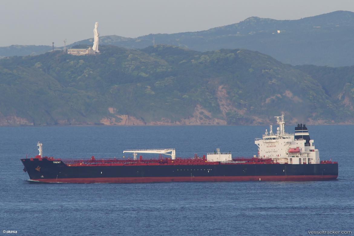 Ps-Singapore - Chemical Oil Products Tanker vessel