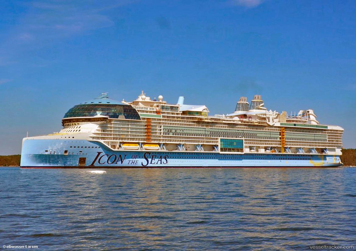 Icon-Of-The-Seas - Cruise Ship vessel