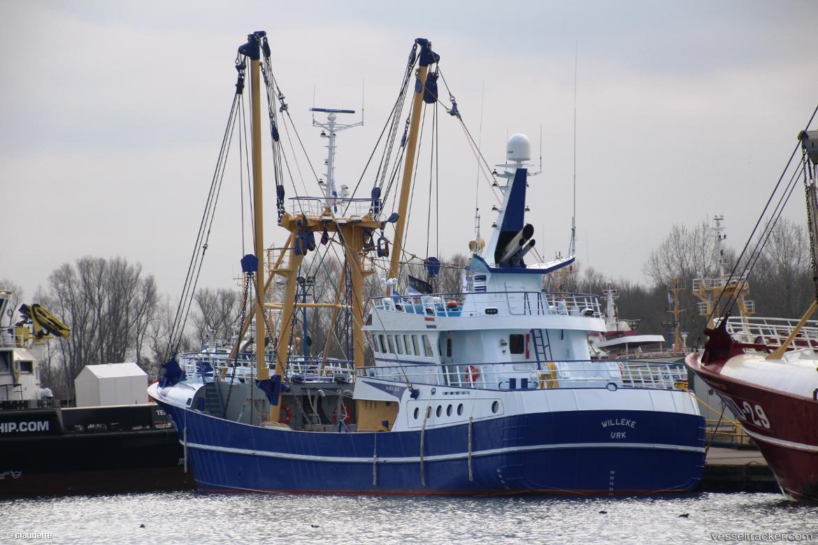 Uk46-Willeke - Fishing Vessel vessel