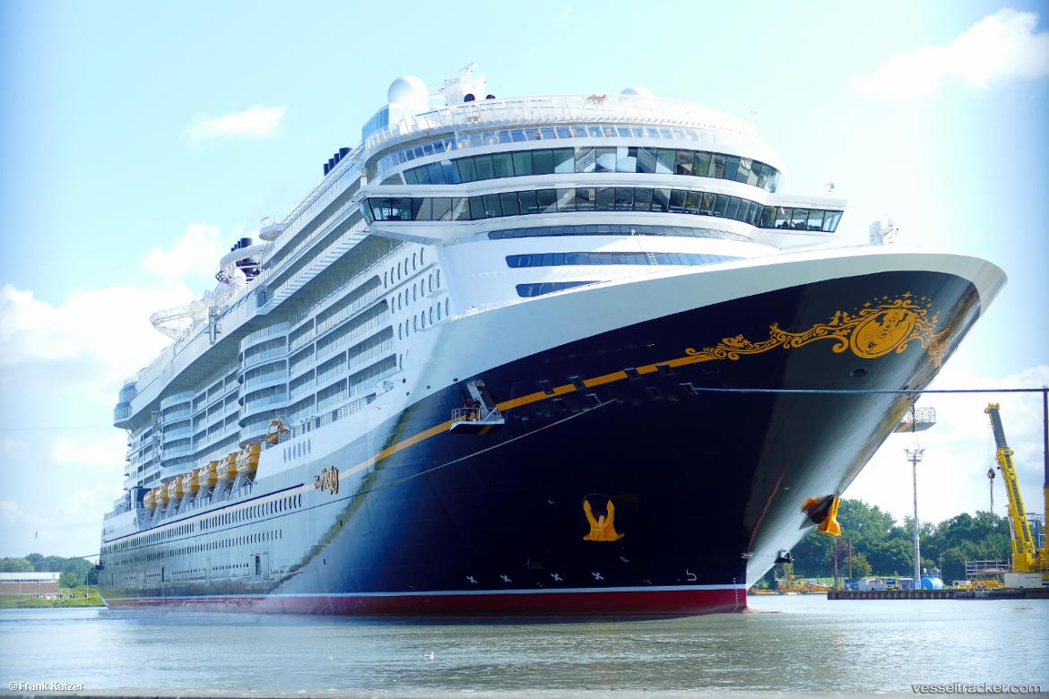 Disney-Destiny - Cruise Ship vessel