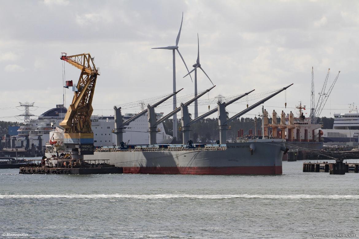 Meghna-Crown - Bulk Carrier