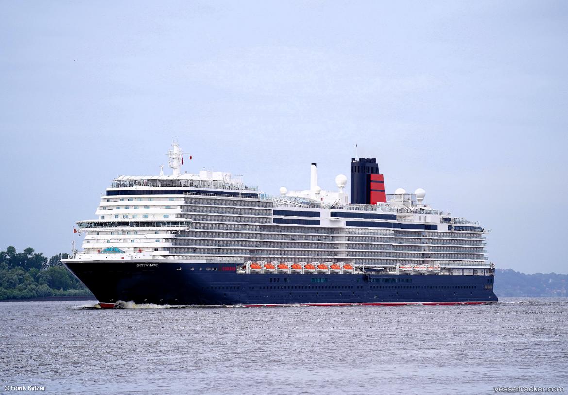 Queen-Anne - Cruise Ship vessel