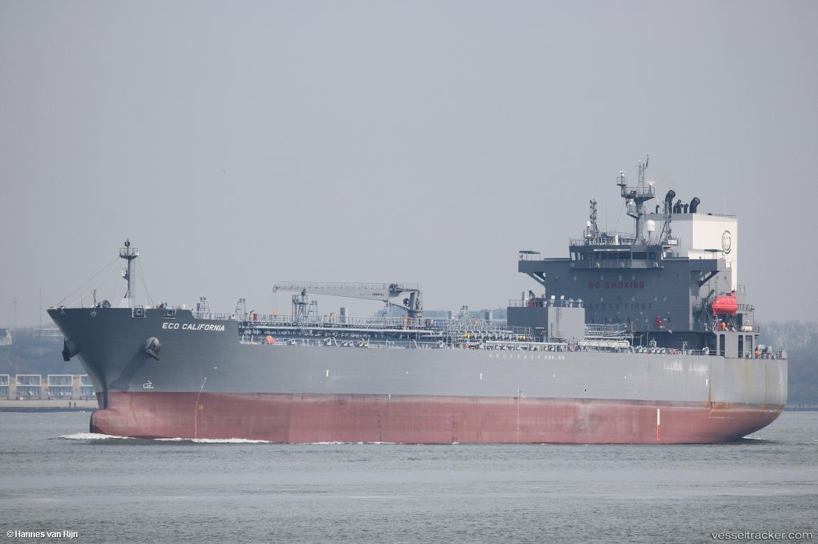 Largo-California - Chemical Oil Products Tanker vessel