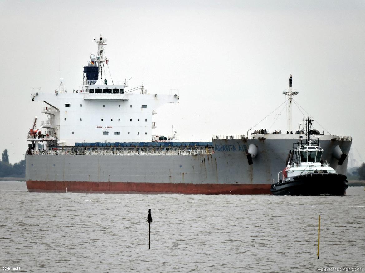 Aquavita-Air - Bulk Carrier vessel