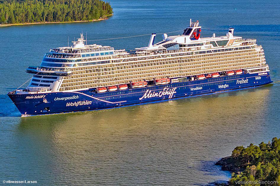 Mein-Schiff-7 - Cruise Ship vessel registered in Malta