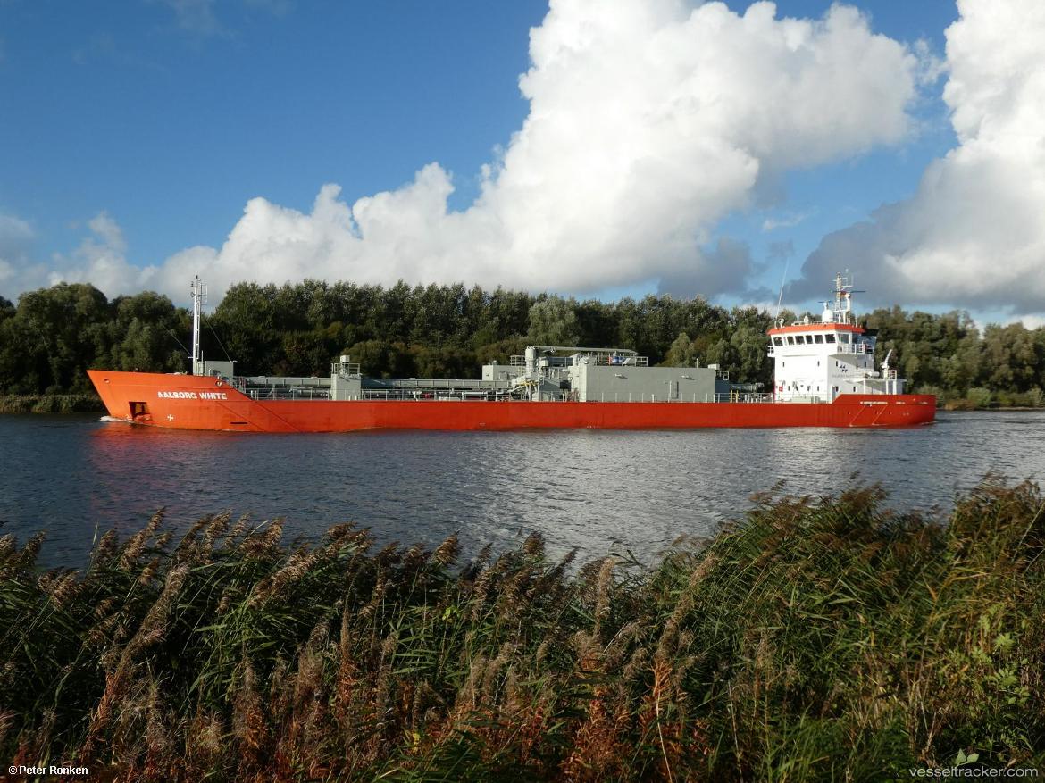 Aalborg-White - Cement Carrier vessel