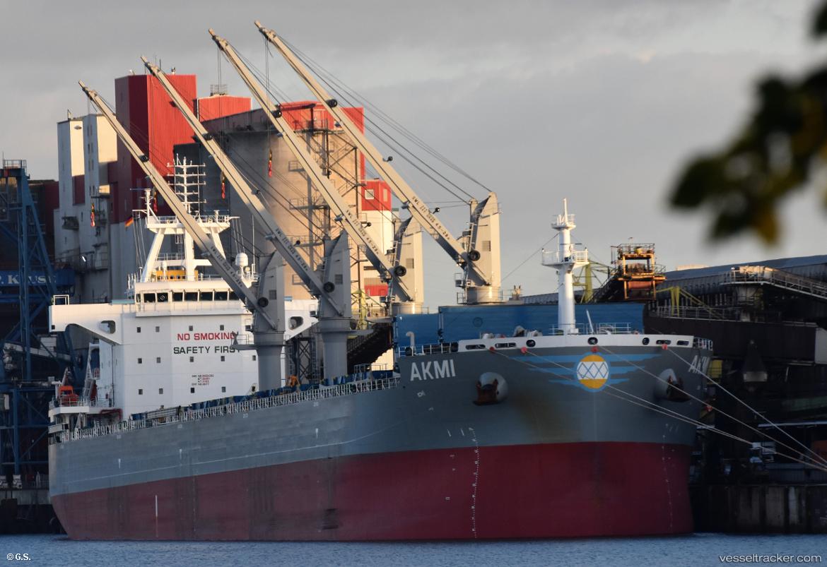 Akmi - Bulk Carrier vessel