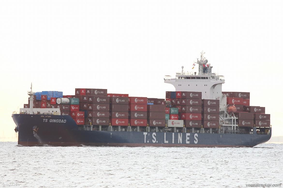 Ts-Qingdao - Container Ship vessel