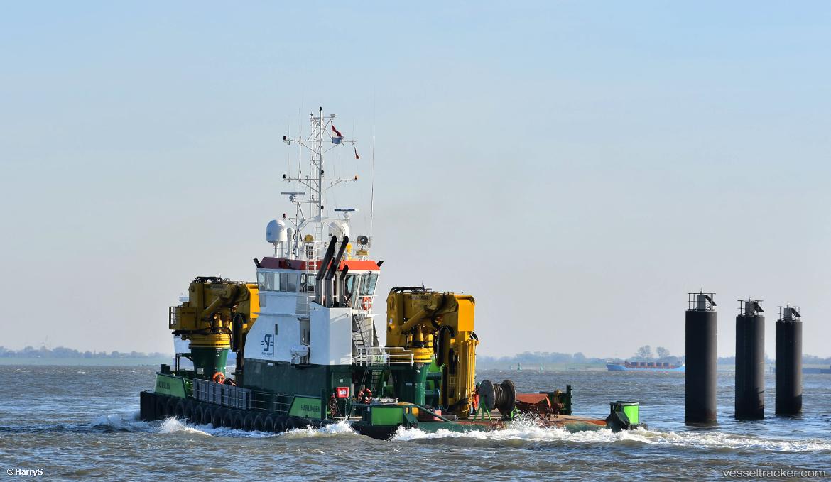 Auxilia - Tug vessel