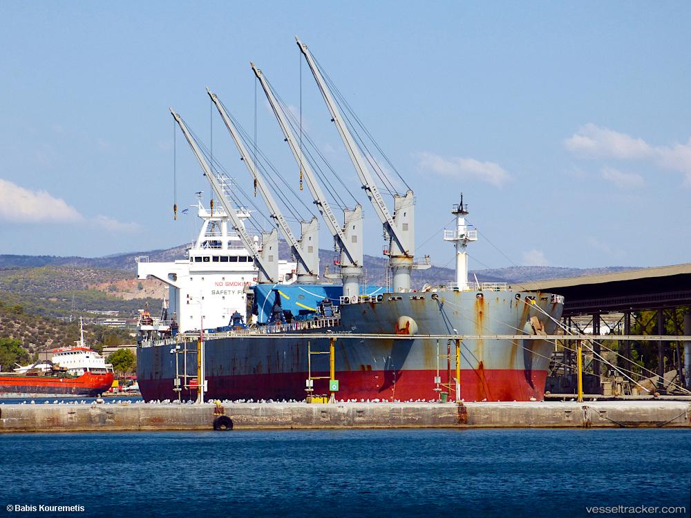 Uma-Naree - Bulk Carrier vessel