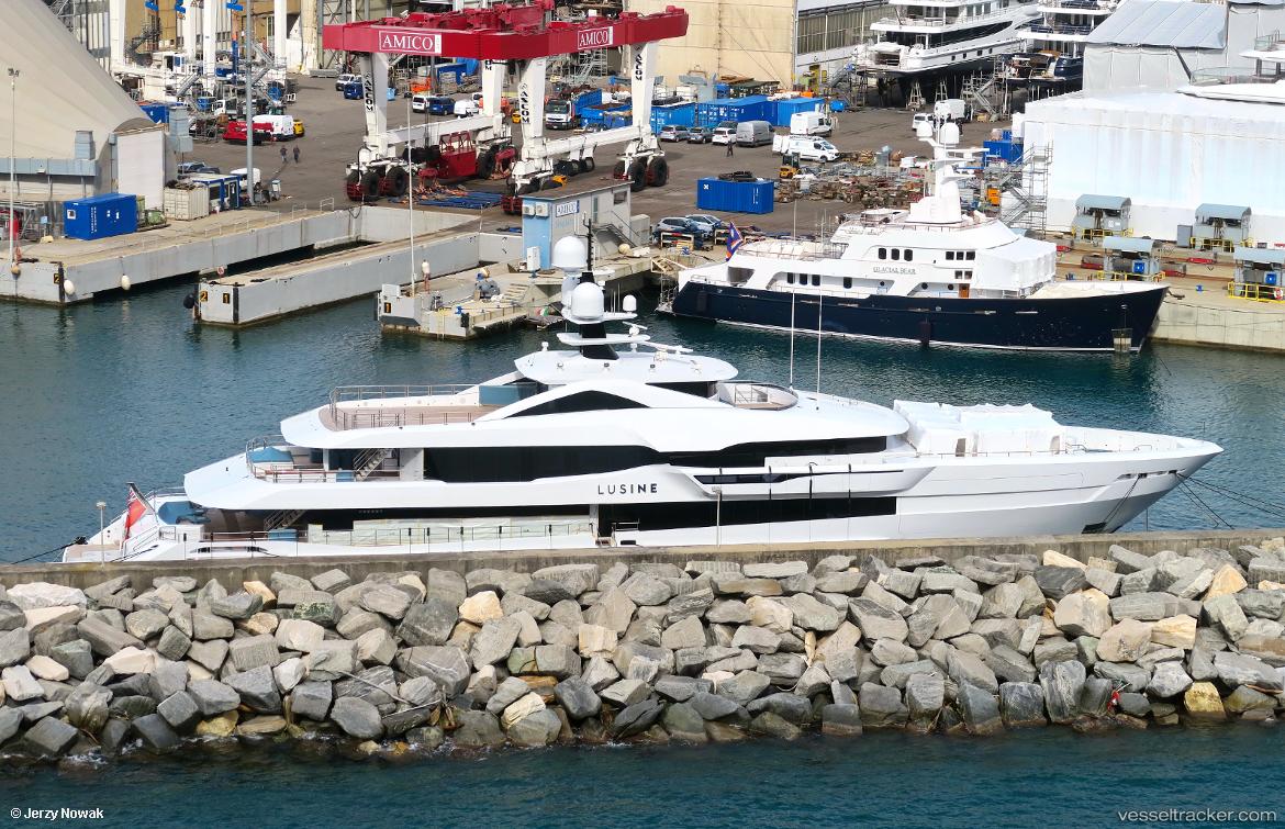 Lusine - Yacht vessel