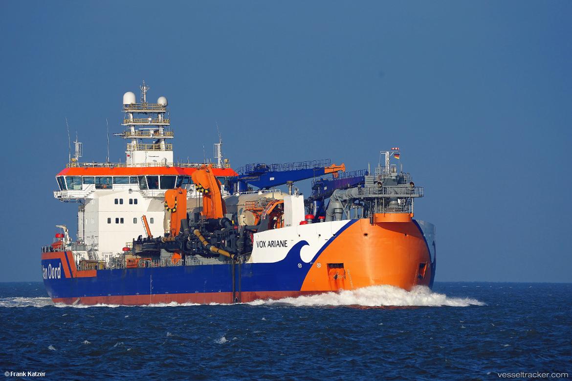 Vox-Ariane - Hopper Dredger vessel