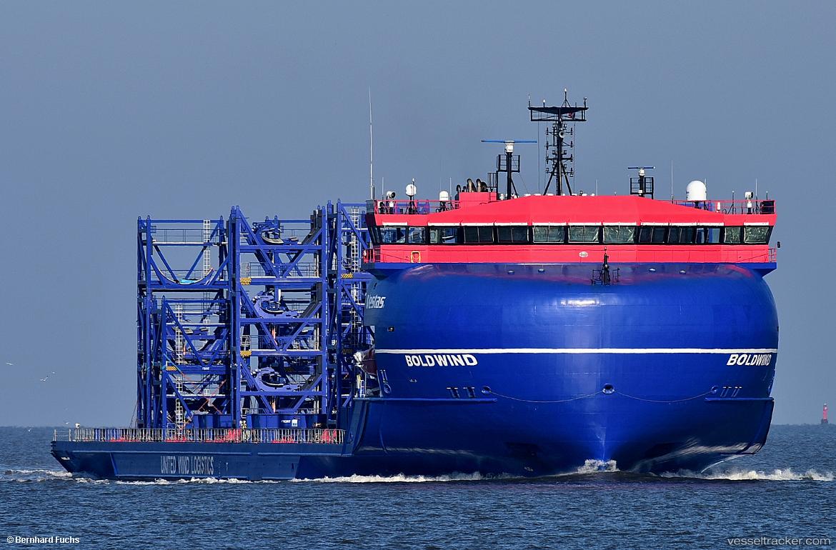 Boldwind - Heavy Load Carrier vessel