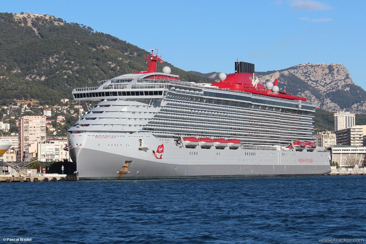 Brilliant-Lady - Cruise Ship vessel