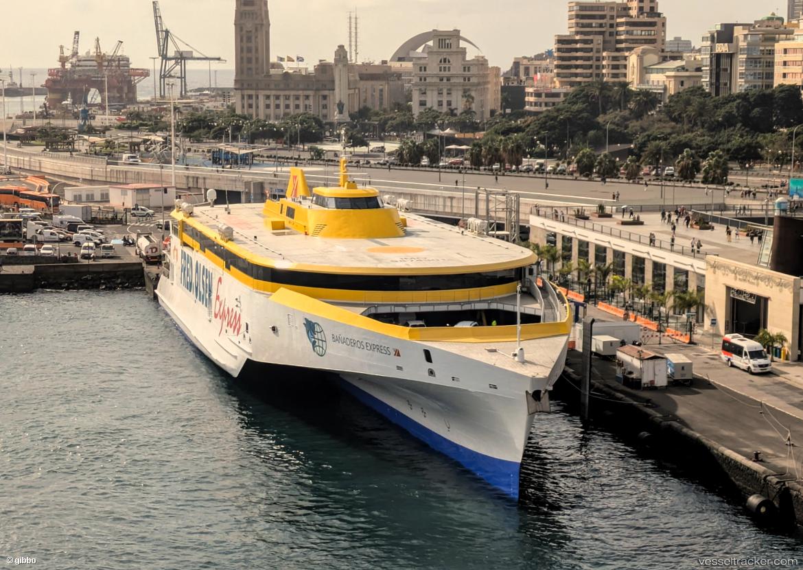 Banaderos-Express - Passenger Ro Ro Cargo Ship vessel