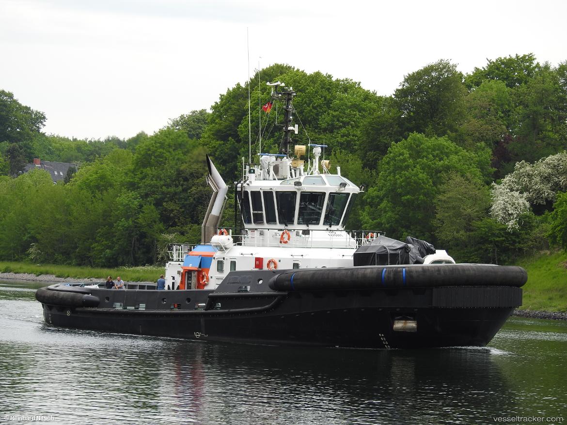 Helios - Tug vessel
