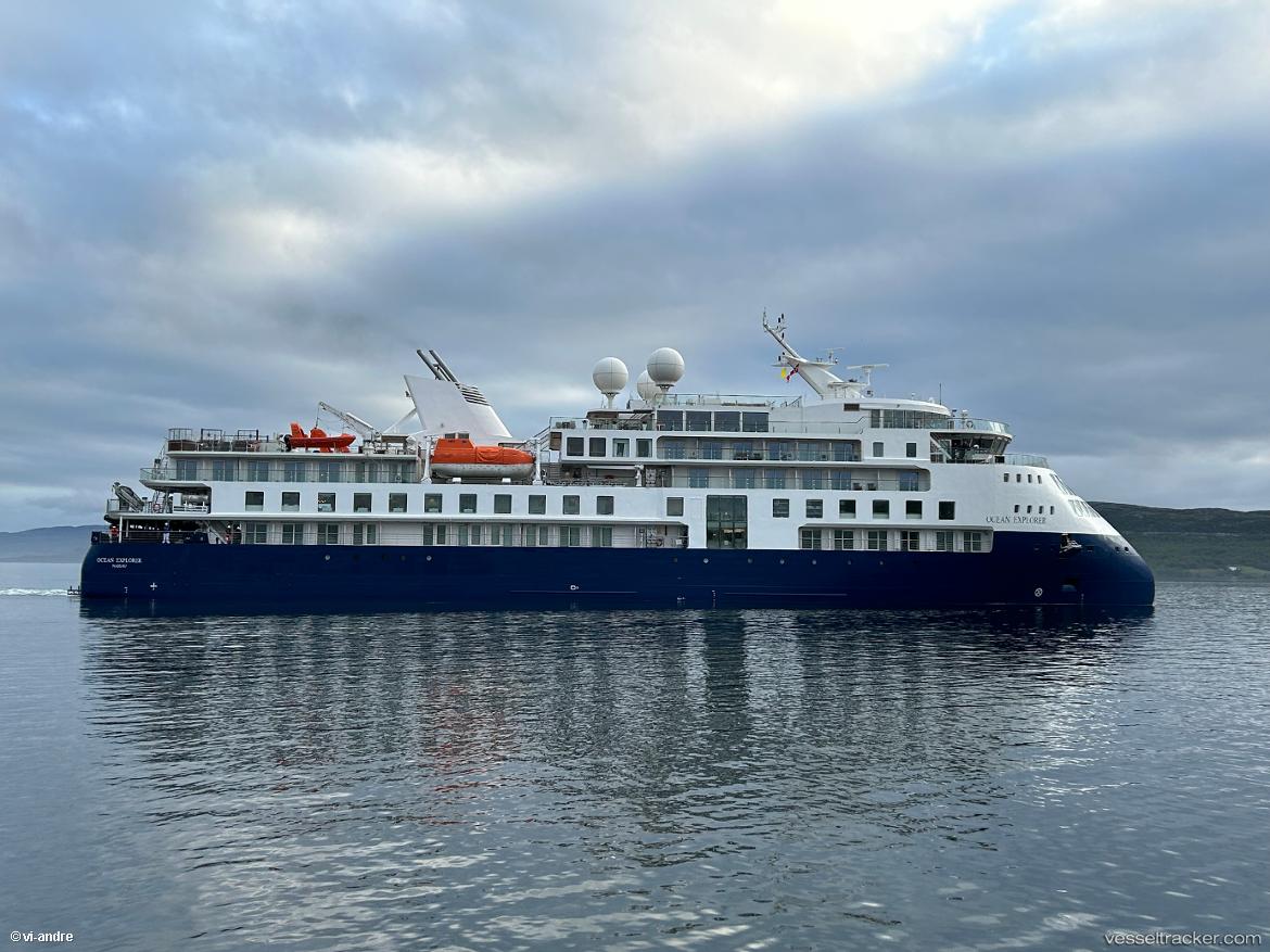 Ocean-Explorer - Cruise Ship