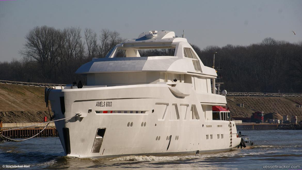 Mem - Sailing Vessel