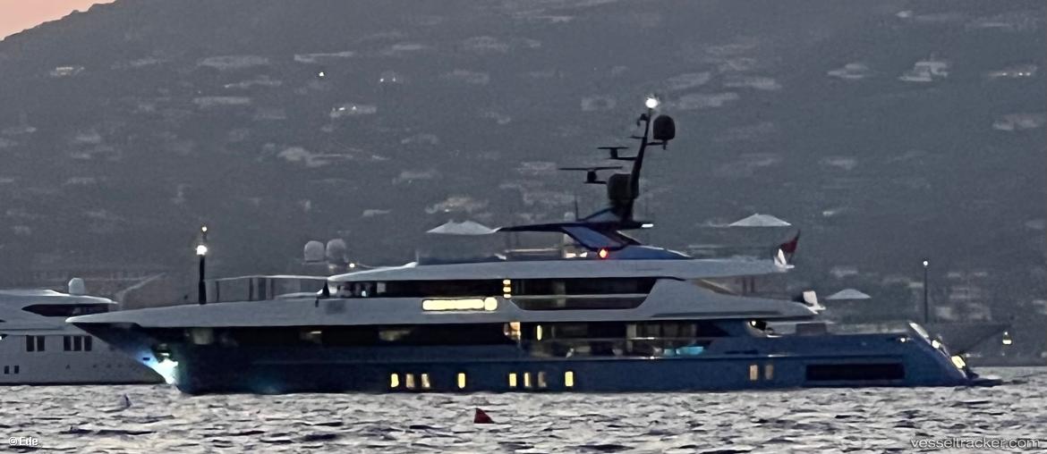 Oceanbird - Sailing Vessel