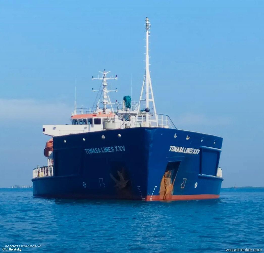 Km-Tonasa-Lines-Xxv - Cement Carrier vessel registered in Indonesia
