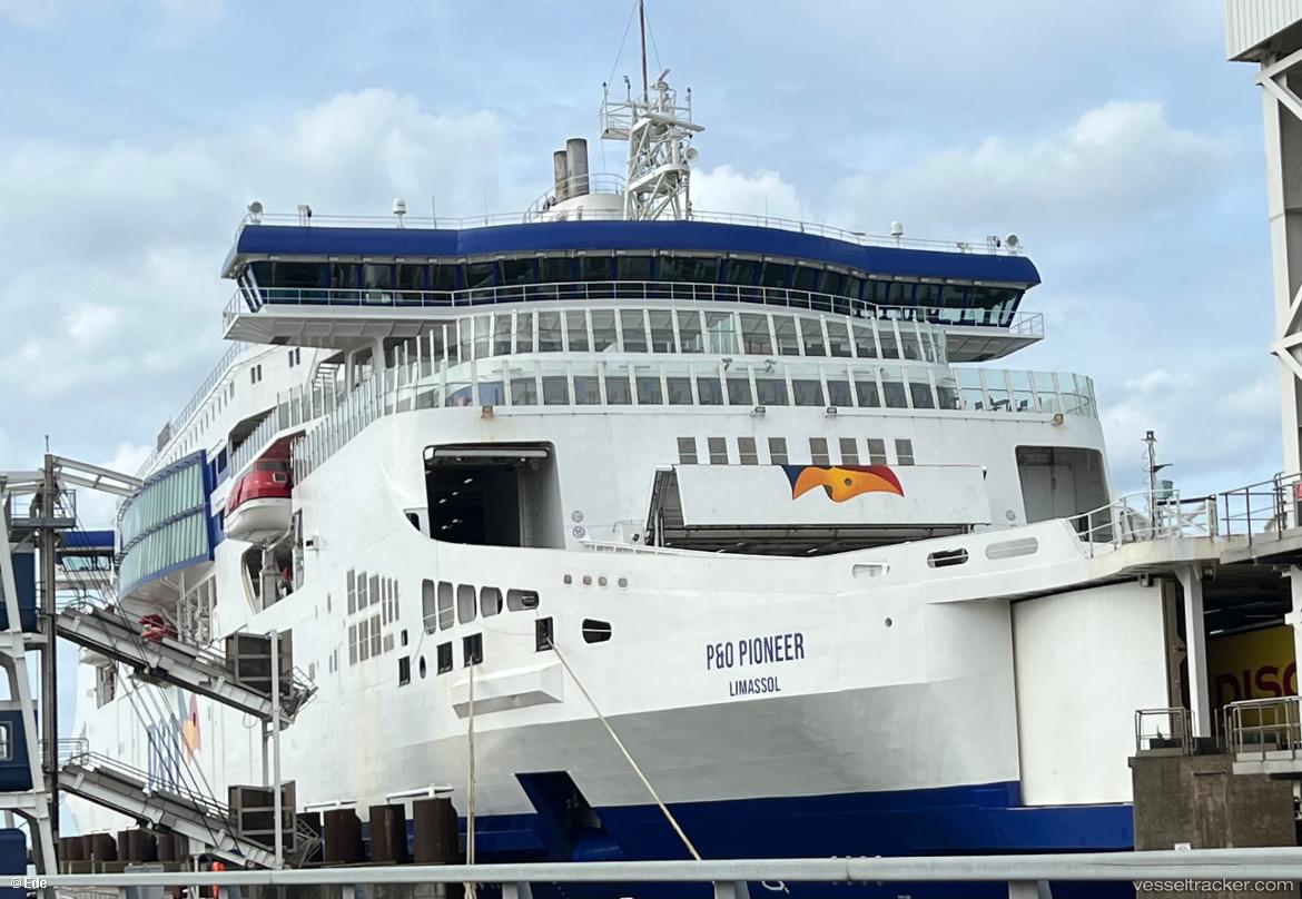 Po-Pioneer - Passenger Ro Ro Cargo Ship vessel