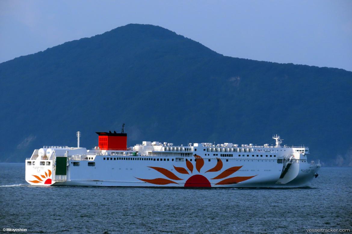 Sunflower-Kurenai - Passenger Ro Ro Cargo Ship vessel