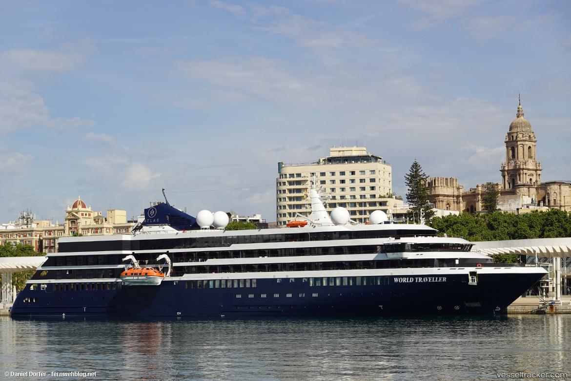 World-Traveller - Cruise Ship vessel