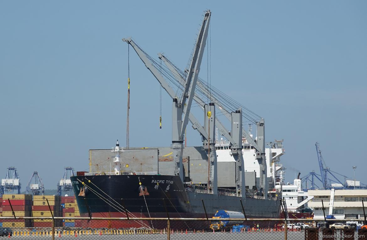 Pacific-Titan - General Cargo Ship vessel