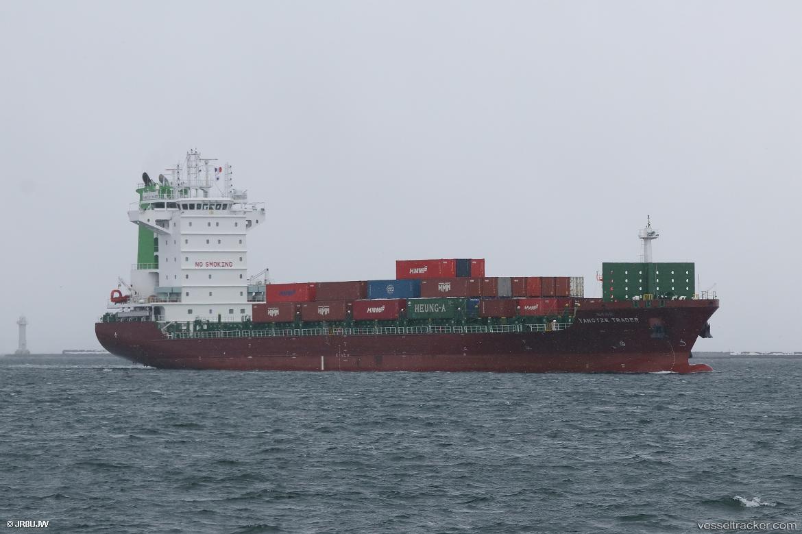 Yangtze-Trader - Container Ship vessel