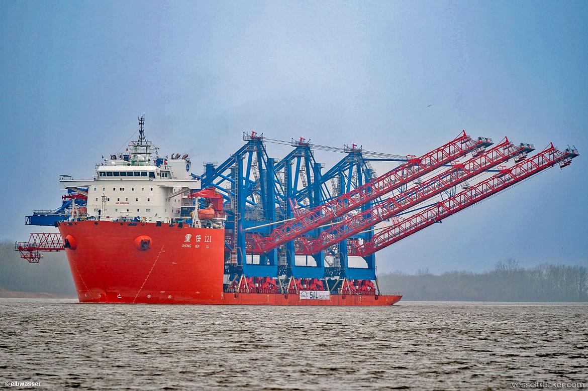 Zhong-Ren-121 - Salvage Ship vessel