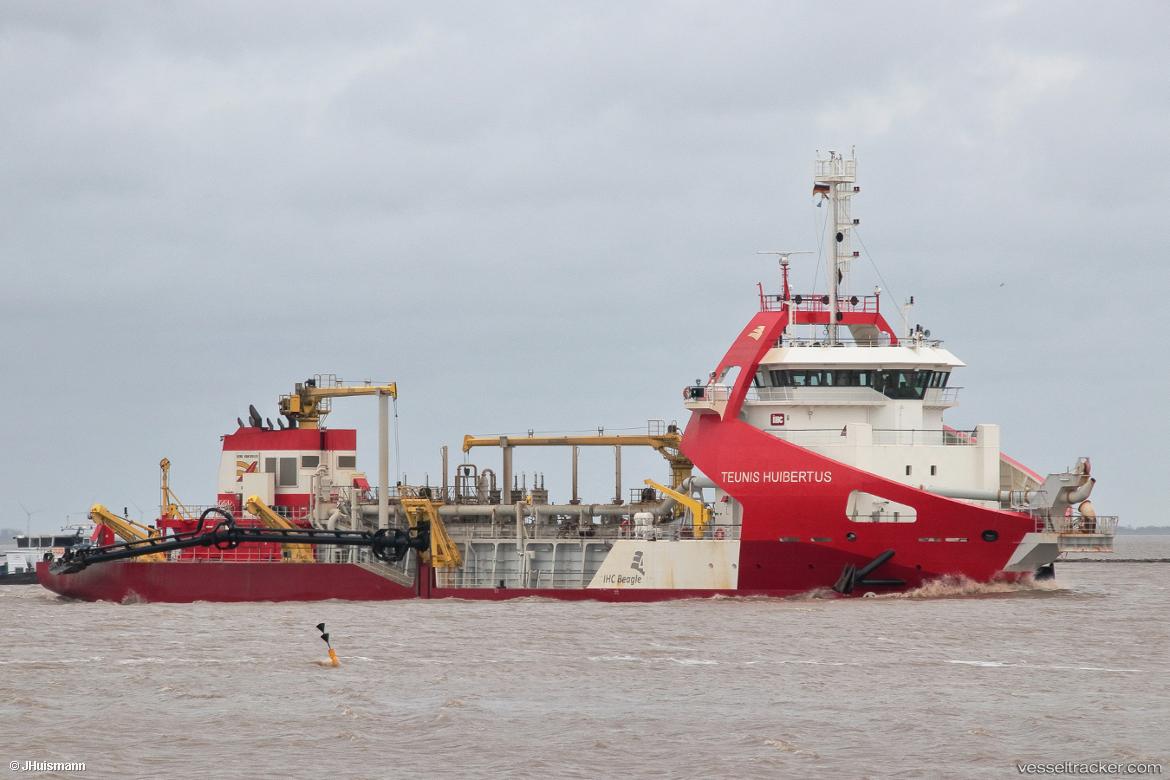 Teunis-Huibertus - Hopper Dredger vessel