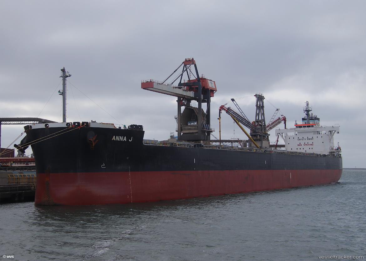 Anna-J - Bulk Carrier vessel