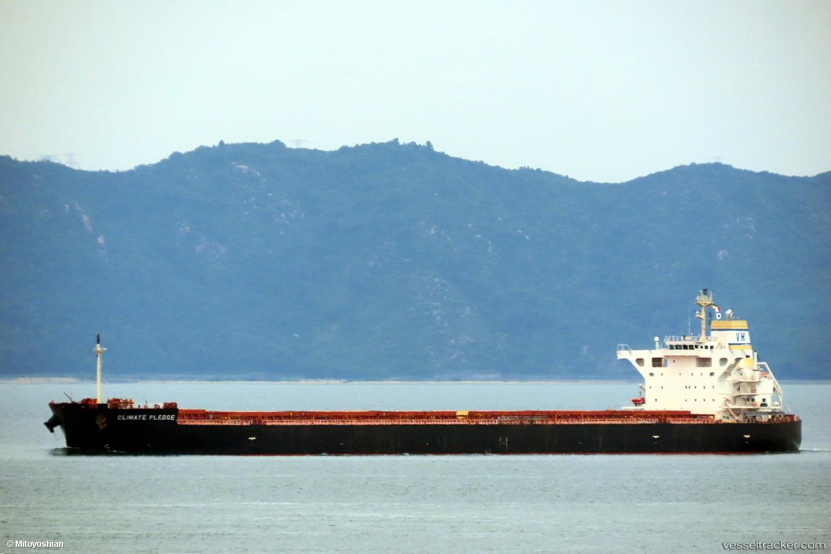 Climate-Pledge - Bulk Carrier vessel