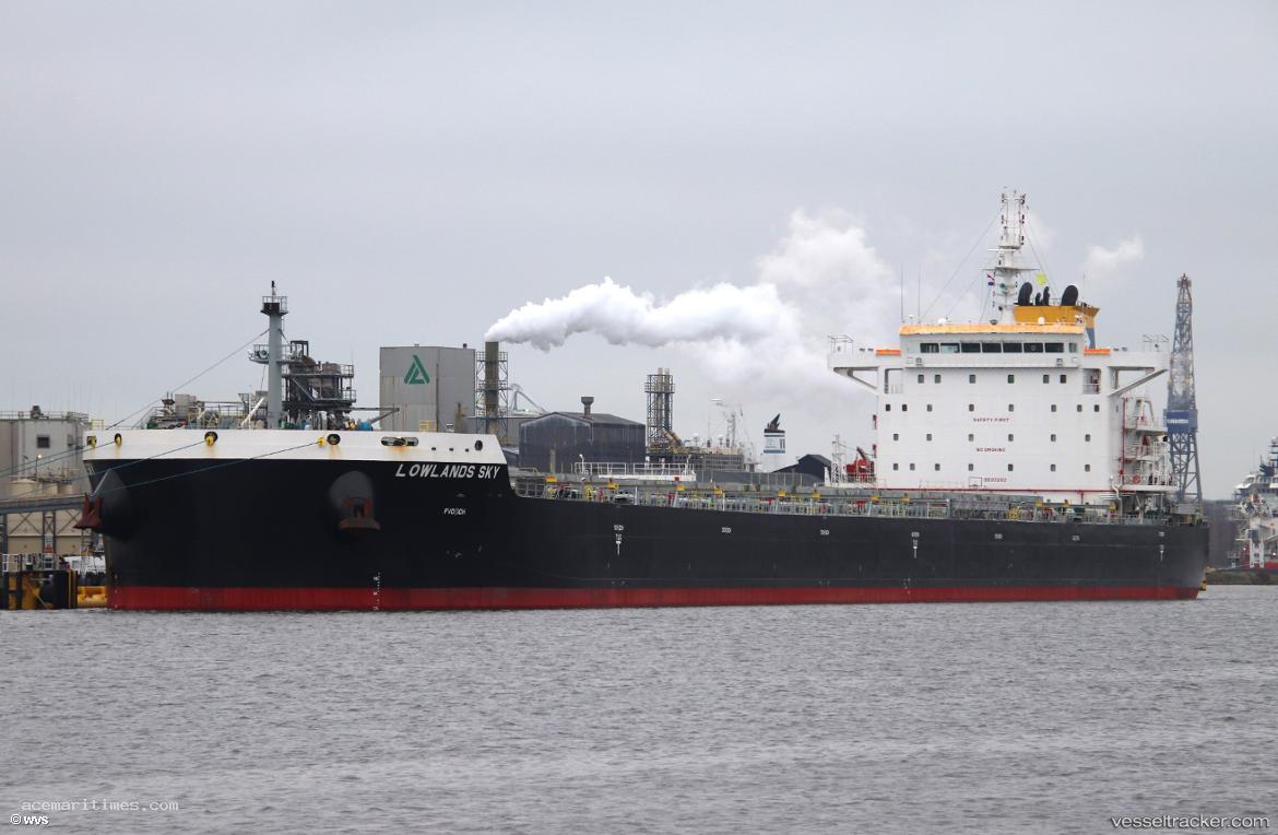 Lowlands-Sky - Bulk Carrier