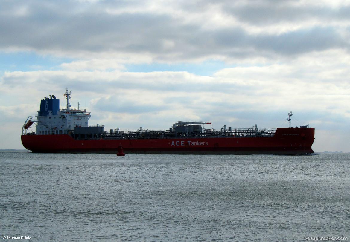 Chem-Orchard - Chemical Oil Products Tanker vessel