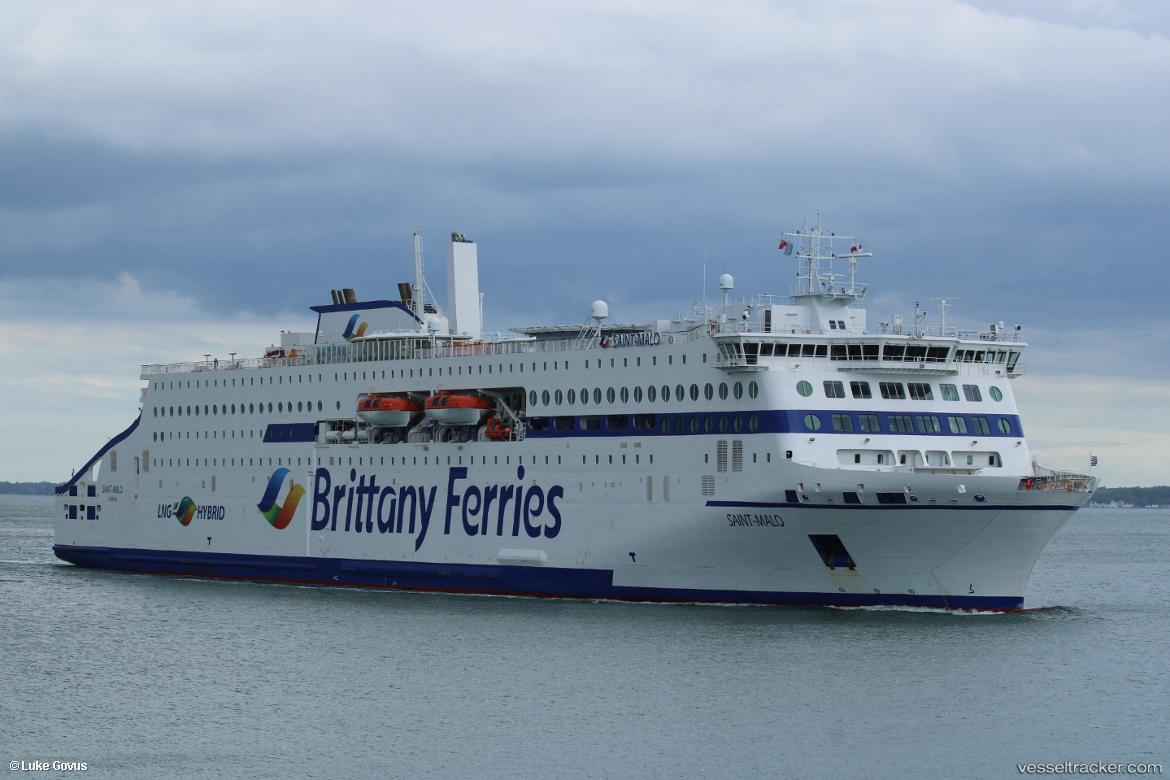 Saint-malo - Passenger Ro Ro Cargo Ship vessel