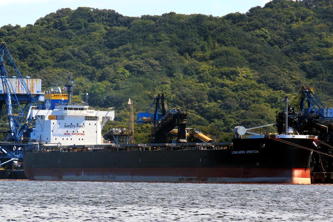 Lowlands-Ambition - Bulk Carrier