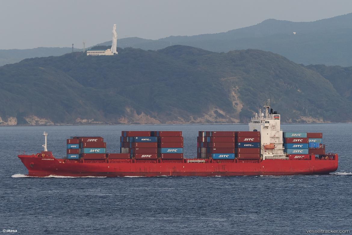 Amoureux - Container Ship vessel