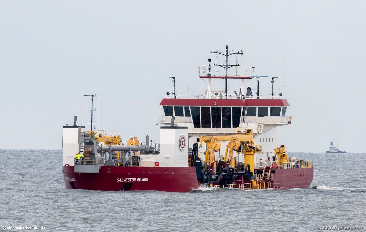 Galveston-Island - Hopper Dredger vessel