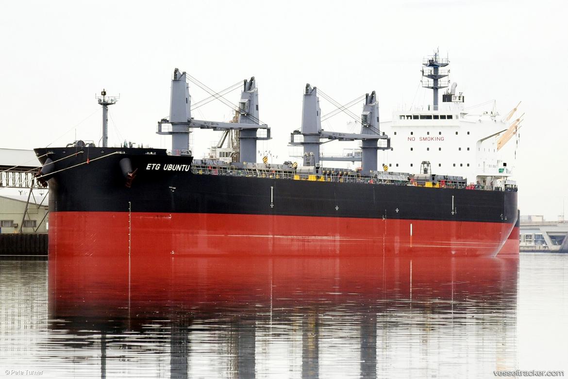 Etg-Ubuntu - Bulk Carrier vessel