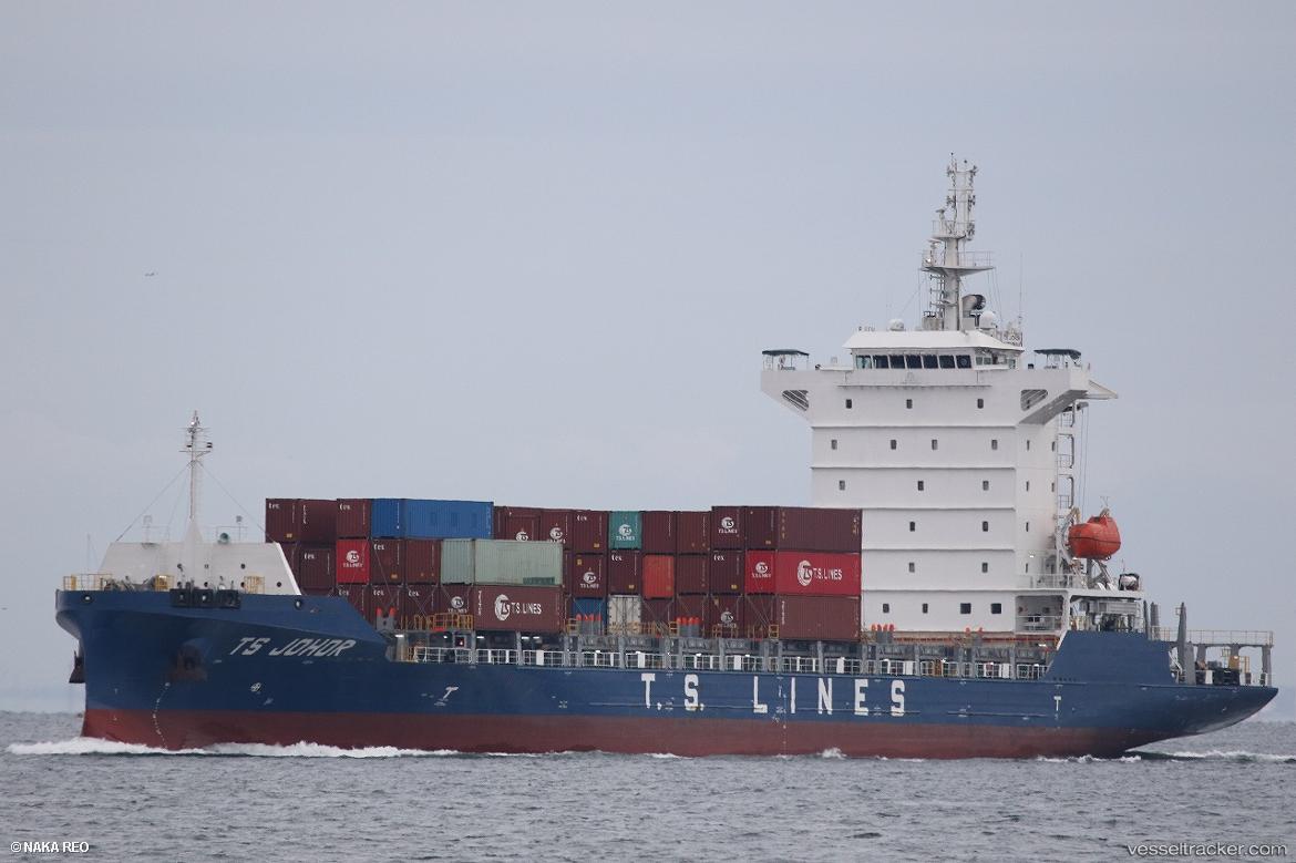 Ts-Johor - Container Ship vessel