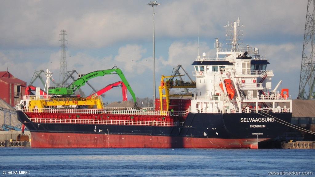 Selvaagsund - General Cargo Ship vessel