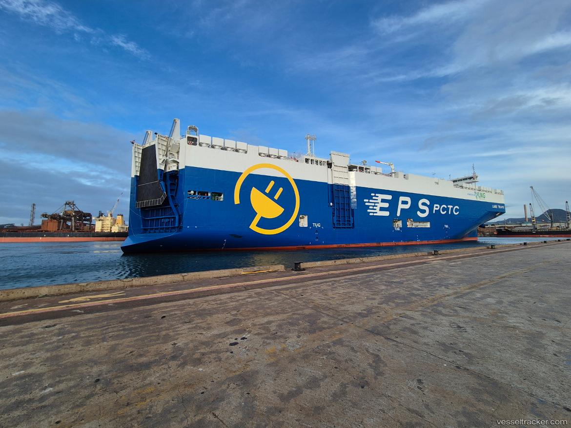 Lake-Travis - Vehicles Carrier vessel